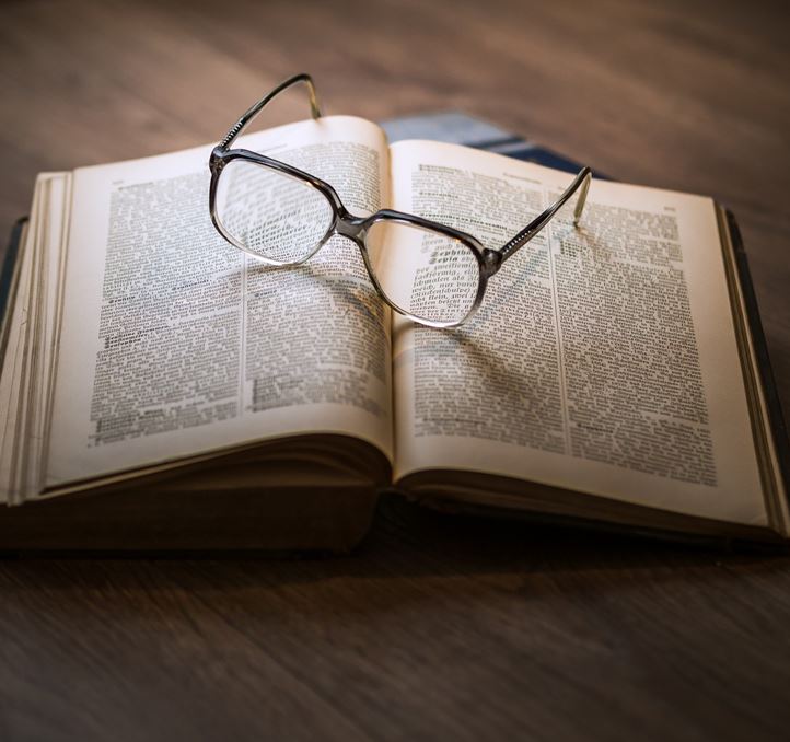 Glasses G3d8441ac9 1920