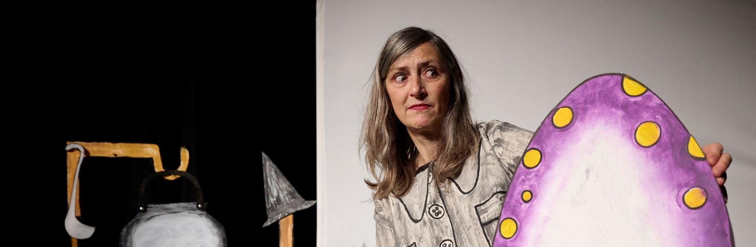 The Witch And The Egg
