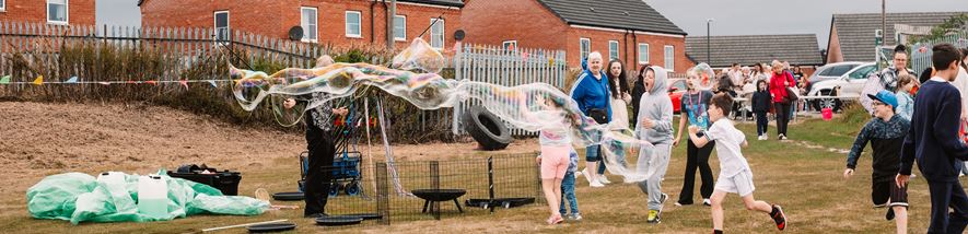 Bubbles Distance 1